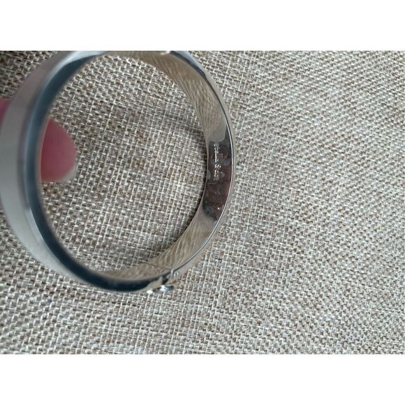 Stella and Dot Lindsay White and Gold-Tone Metal Hinged Bracelet - Picture 4 of 7